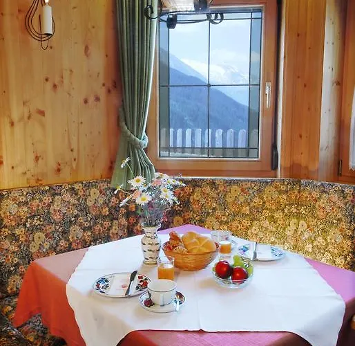 Gaestehaus Bergruh Homestay Tux